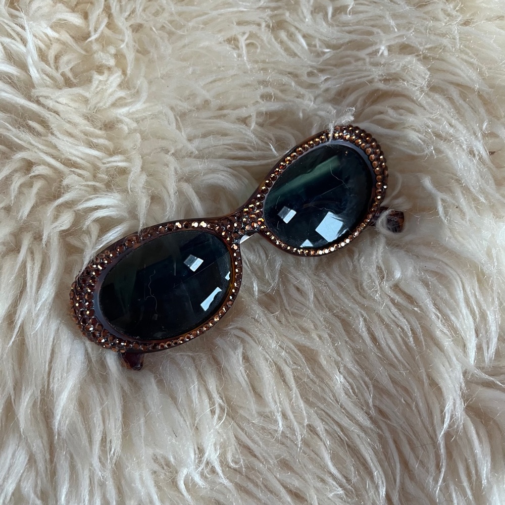 Vintage Tortoise Shell Rhinestone Sunglasses - image 2